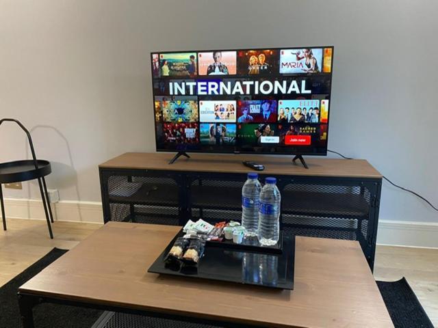 Westciti Caroco Aparthotel Croydon Kültér fotó