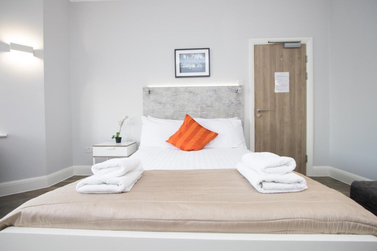 Westciti Caroco Aparthotel Croydon Kültér fotó