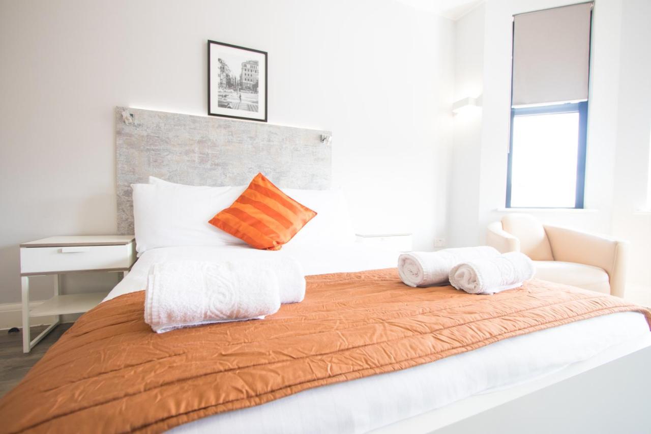 Westciti Caroco Aparthotel Croydon Kültér fotó