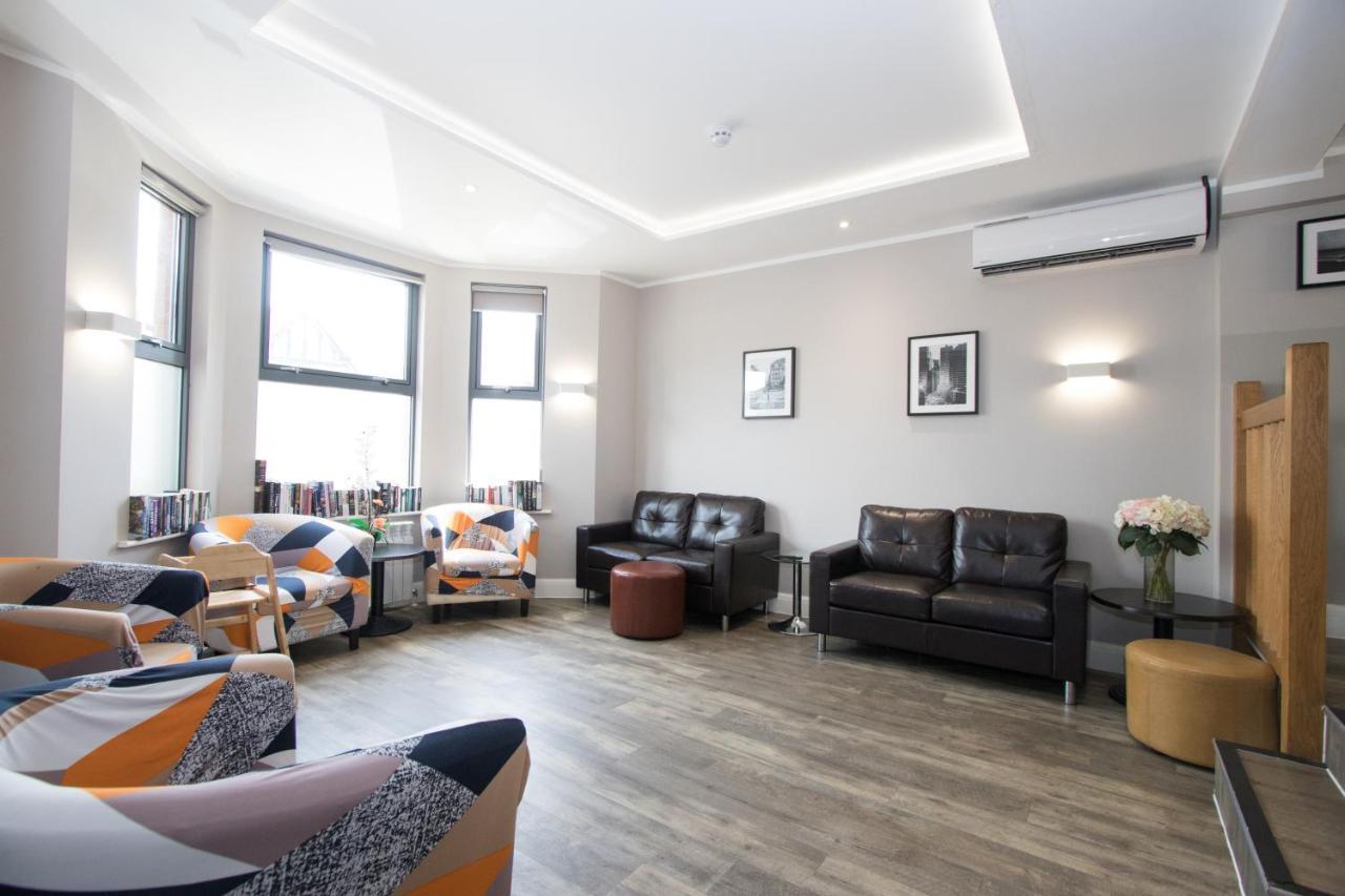 Westciti Caroco Aparthotel Croydon Kültér fotó