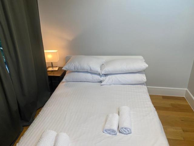 Westciti Caroco Aparthotel Croydon Kültér fotó