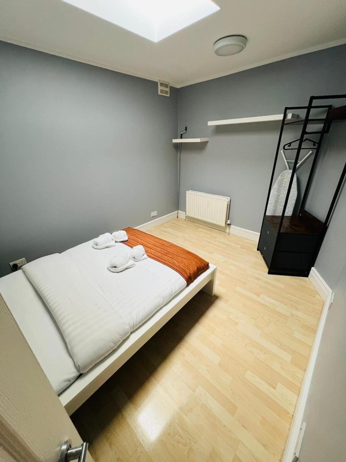 Westciti Caroco Aparthotel Croydon Kültér fotó